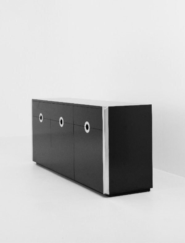 product-09 Simple Black in Wood Chair 2